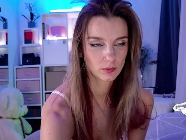 Offline Karamelsw on BongaCams