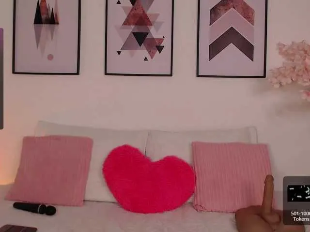 Offline karlacortes1 on BongaCams