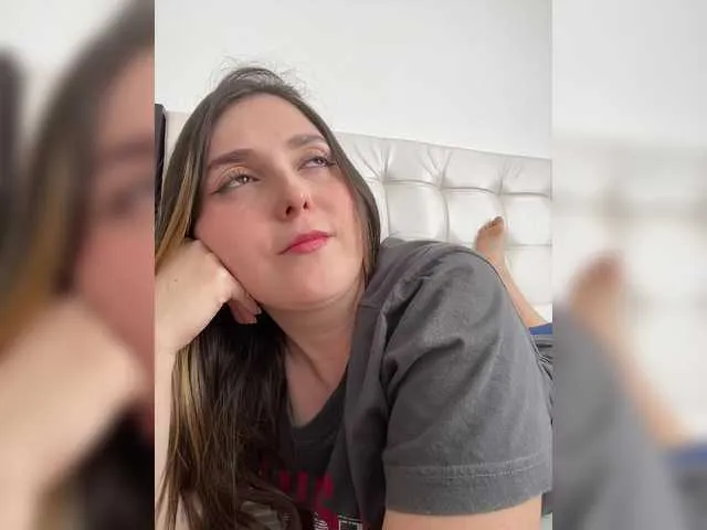 Offline karlacortes1 on BongaCams