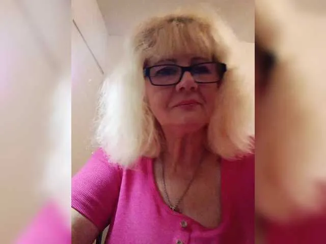 Offline KASANDRABOLOSHKA on BongaCams