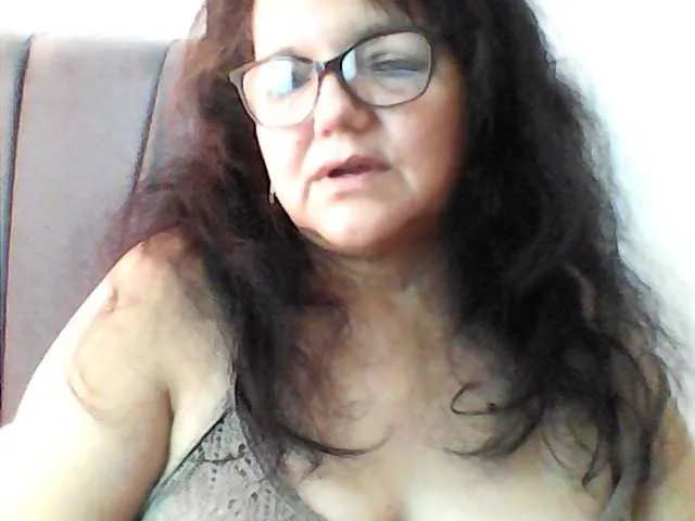 Offline kassandra02 on BongaCams