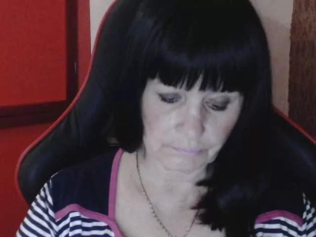 KatarinaGloss from BongaCams