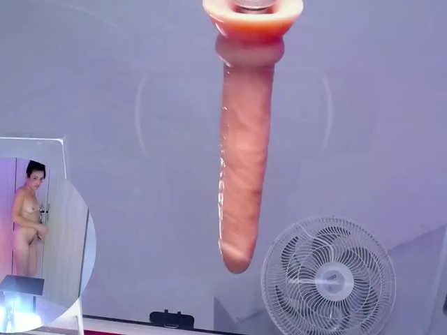 Offline Kate-Roose on BongaCams