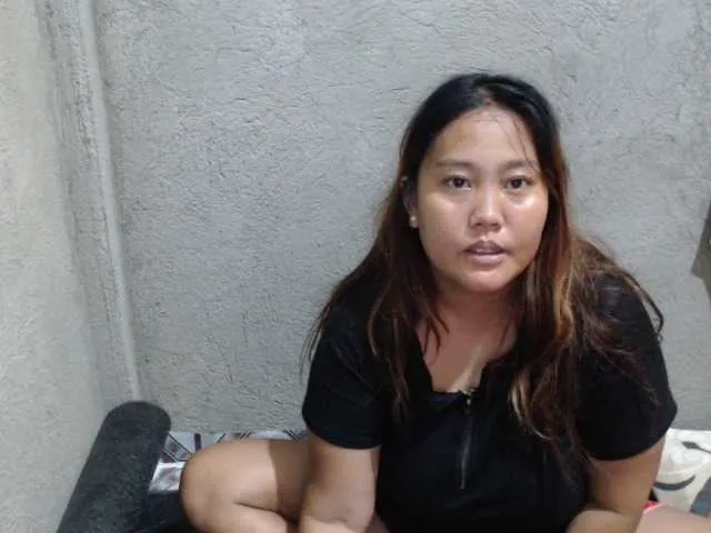 Offline kate302 on BongaCams