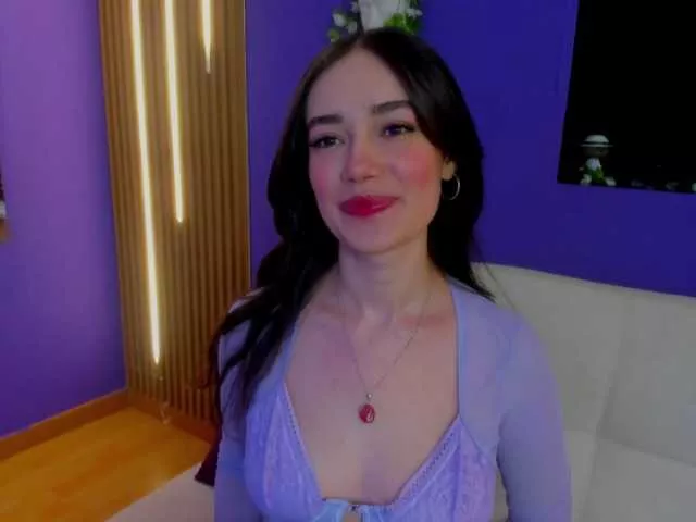 Offline KateAmaretto on BongaCams