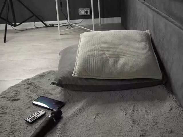 Offline KatelynSparks on BongaCams