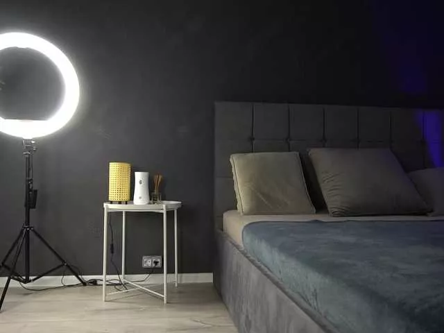 Offline KatelynSparks on BongaCams