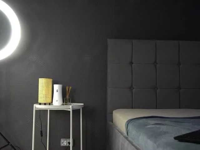 Offline KatelynSparks on BongaCams