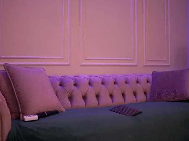 Offline KatieHayes on BongaCams