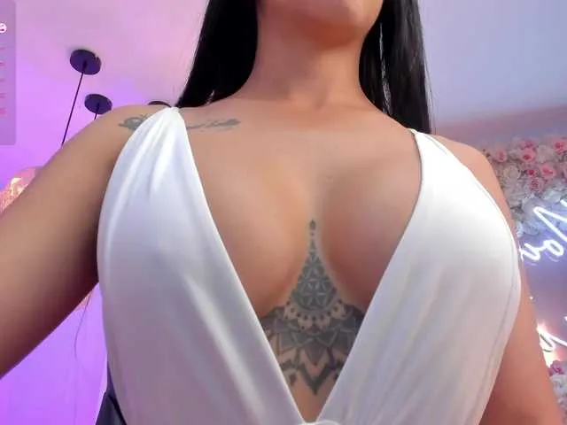 Offline KatieNolanX on BongaCams