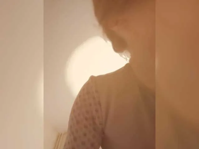 Freechat Katti-she on BongaCams