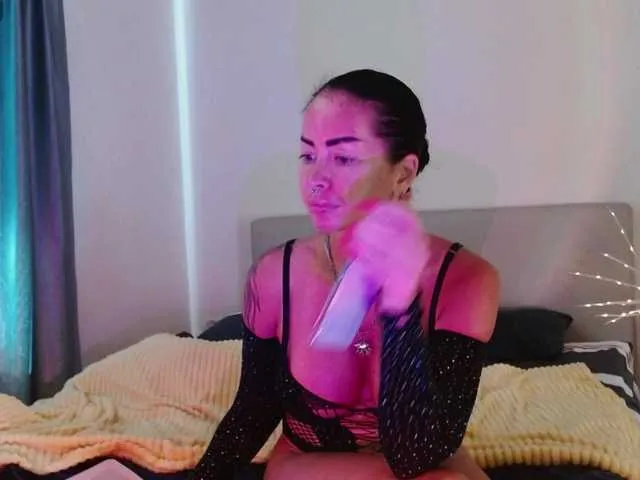 Offline KattyCat on BongaCams