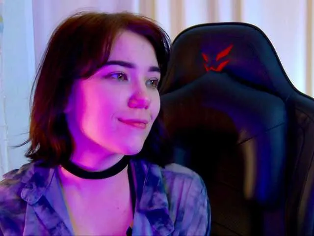 Offline Kelly-foox on BongaCams