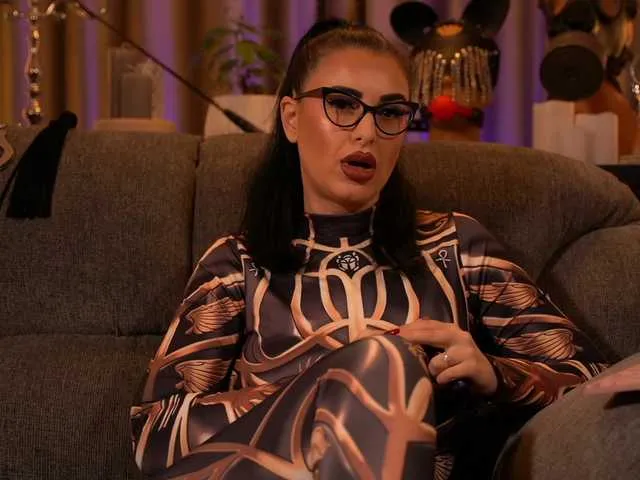 Freechat KellyKent on BongaCams