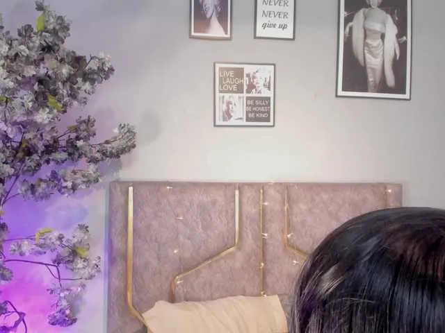 Freechat Kendallbleer on BongaCams