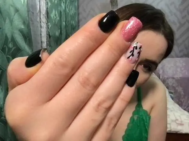 Offline KetrinW on BongaCams