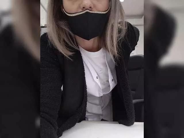Kettihoff from BongaCams