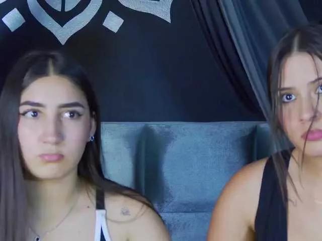 kinkyzoeandema from BongaCams