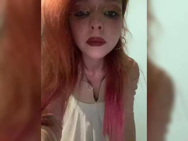 KiraSaud69 from BongaCams