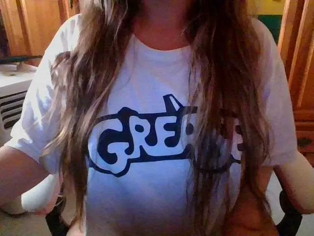 Offline Kitty21 on BongaCams