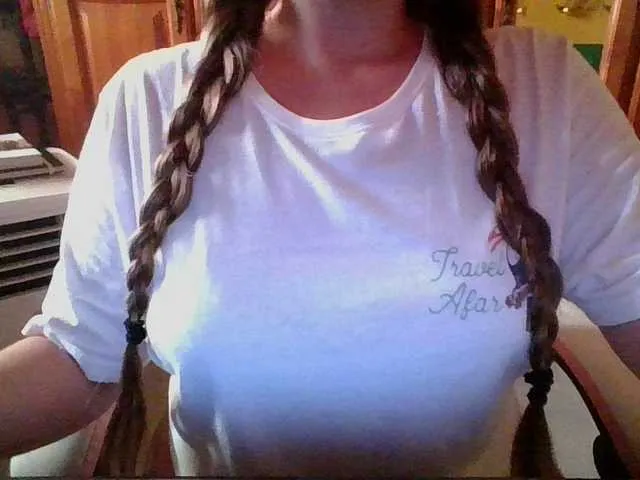 Offline Kitty21 on BongaCams