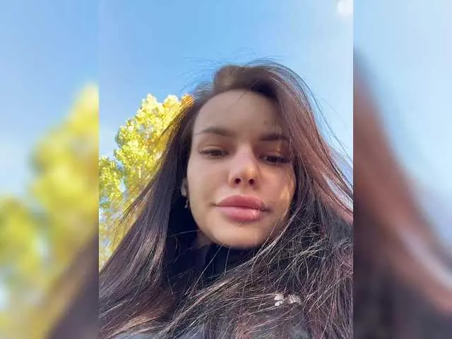 Freechat Klubnika13 on BongaCams