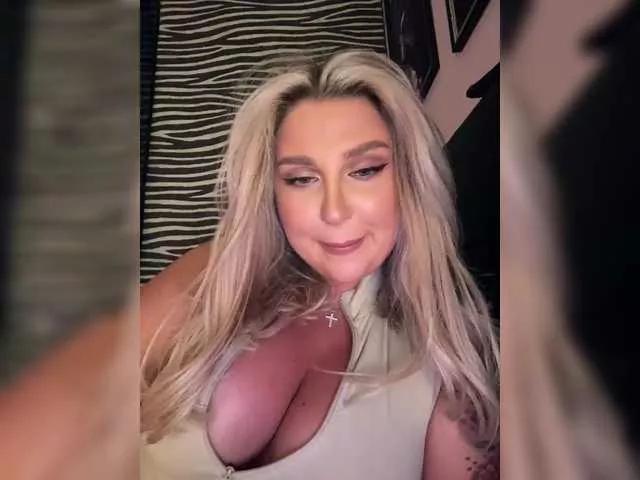 Kotofeyka1 from BongaCams