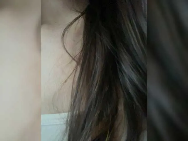 Offline KristinaScott on BongaCams