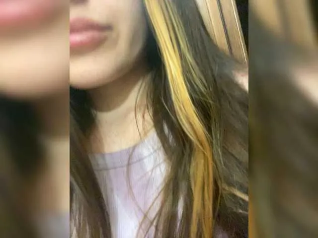 Offline KristinaScott on BongaCams