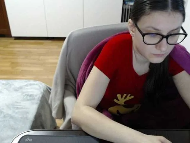 Offline kristineexxx on BongaCams