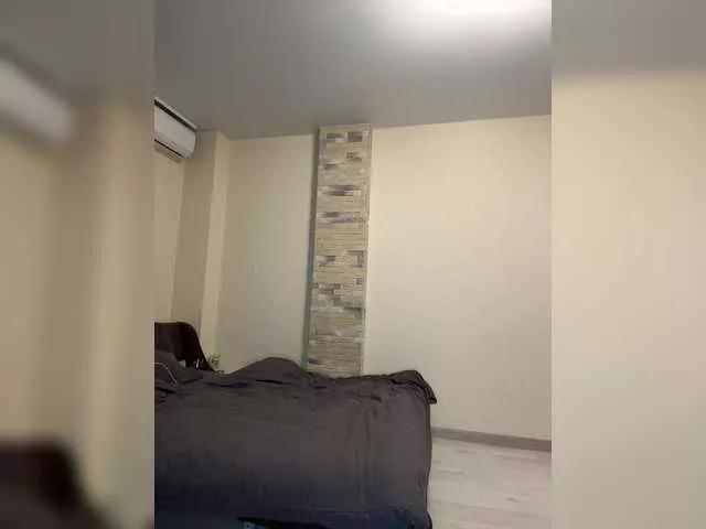 Kyrymi from BongaCams