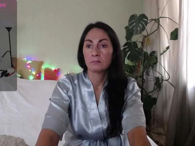 Offline lady-devil on BongaCams