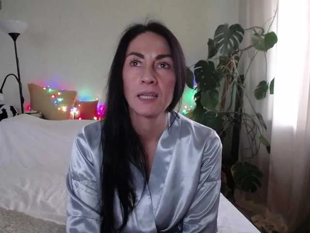 Offline lady-devil on BongaCams