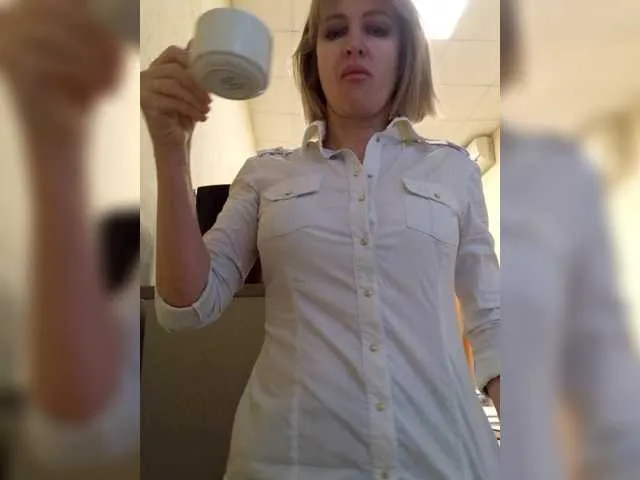 Offline LagoonJoy on BongaCams