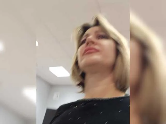 Offline LagoonJoy on BongaCams