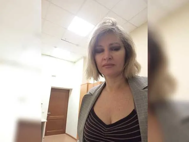 Offline LagoonJoy on BongaCams