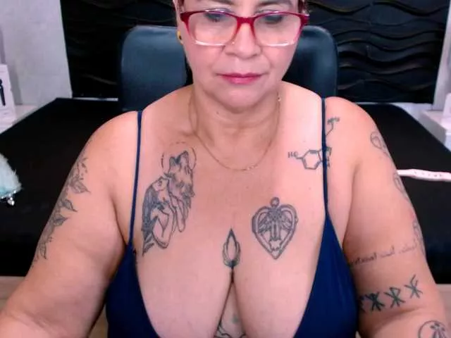 Freechat LauraRiley on BongaCams