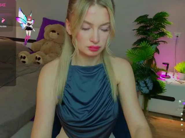 Offline LegallyBlondea on BongaCams