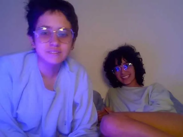 Offline Lexaandvenus on BongaCams