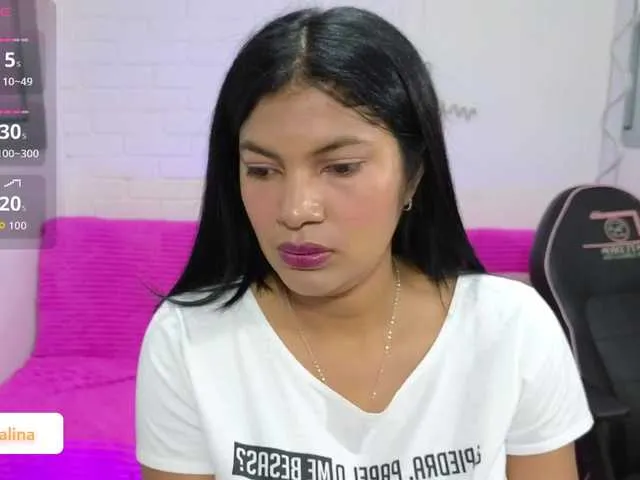 Offline Lexy-tay on BongaCams