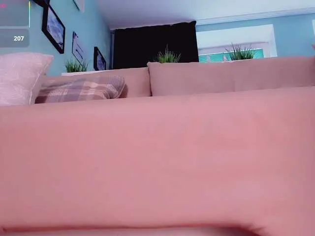 Freechat LibbyNora on BongaCams