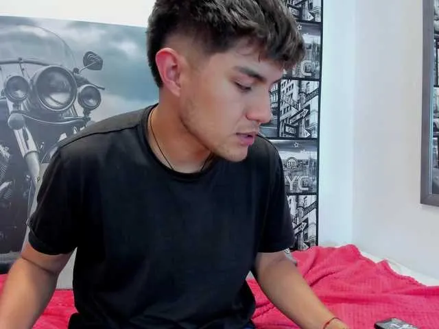 Offline LightHaze on BongaCams