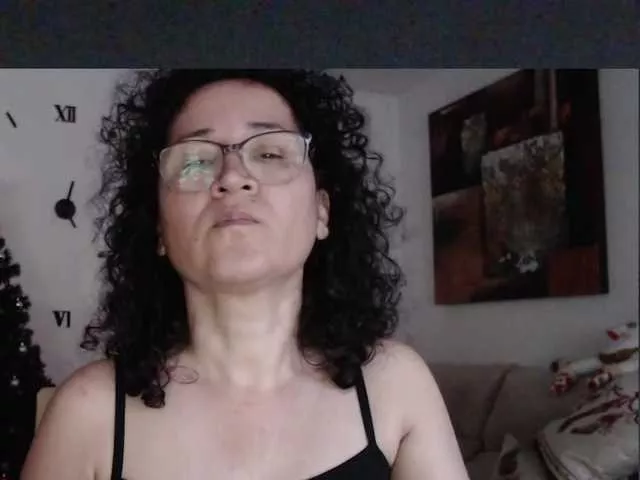 Freechat Lilihotlatina on BongaCams