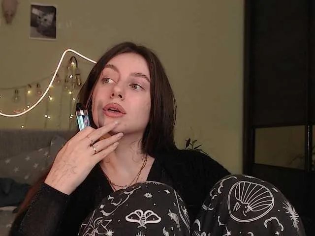 Offline Lilijily on BongaCams