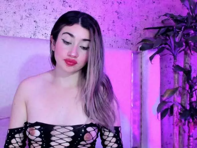Offline Lilithharper-vc on BongaCams