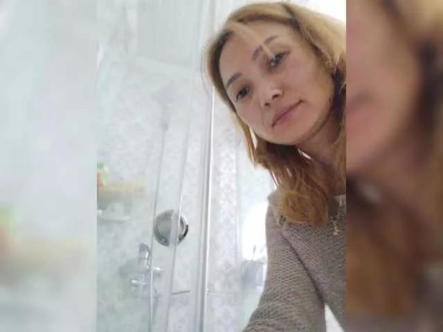 LiliToli1 from BongaCams