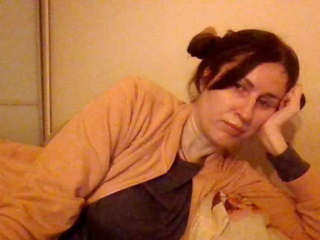 Offline lily133 on BongaCams