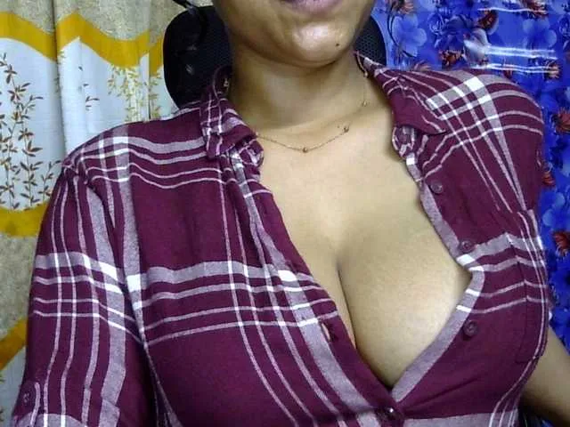 Offline lima11 on BongaCams
