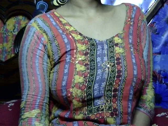 Offline lima11 on BongaCams