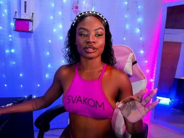 Freechat LinsyAdams on BongaCams